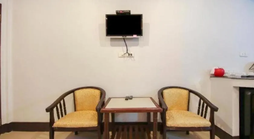 Otel Oyo 75310 Canalis Resort Khao Lak